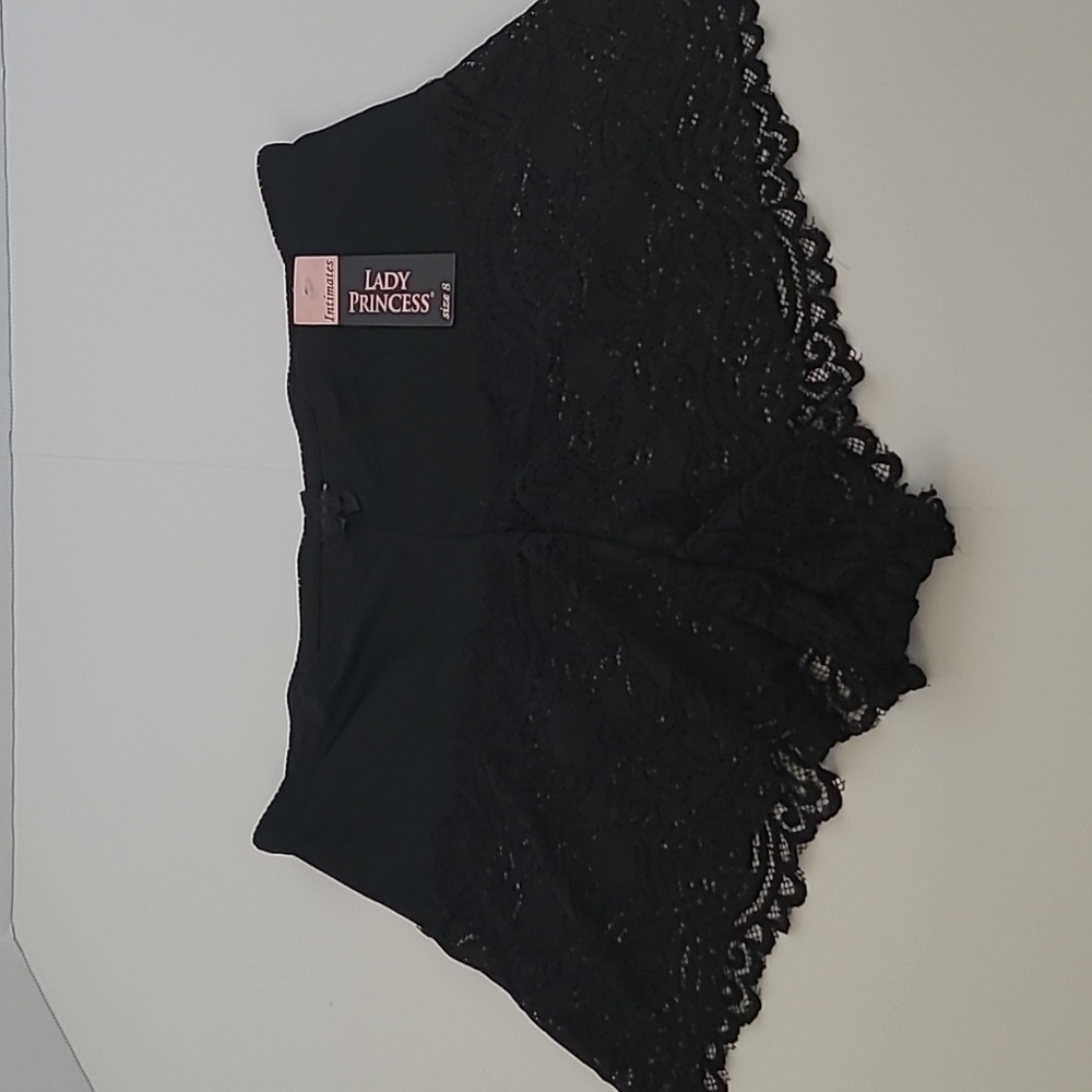 CHANTILLY Lace shorts (lingerie) Size 8 - black satin with lace trim